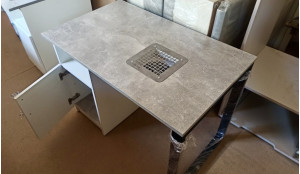 Стіл для манікюру