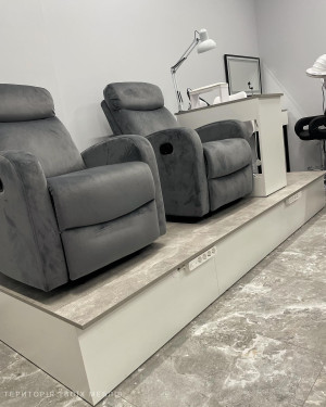 Меблі у салон краси